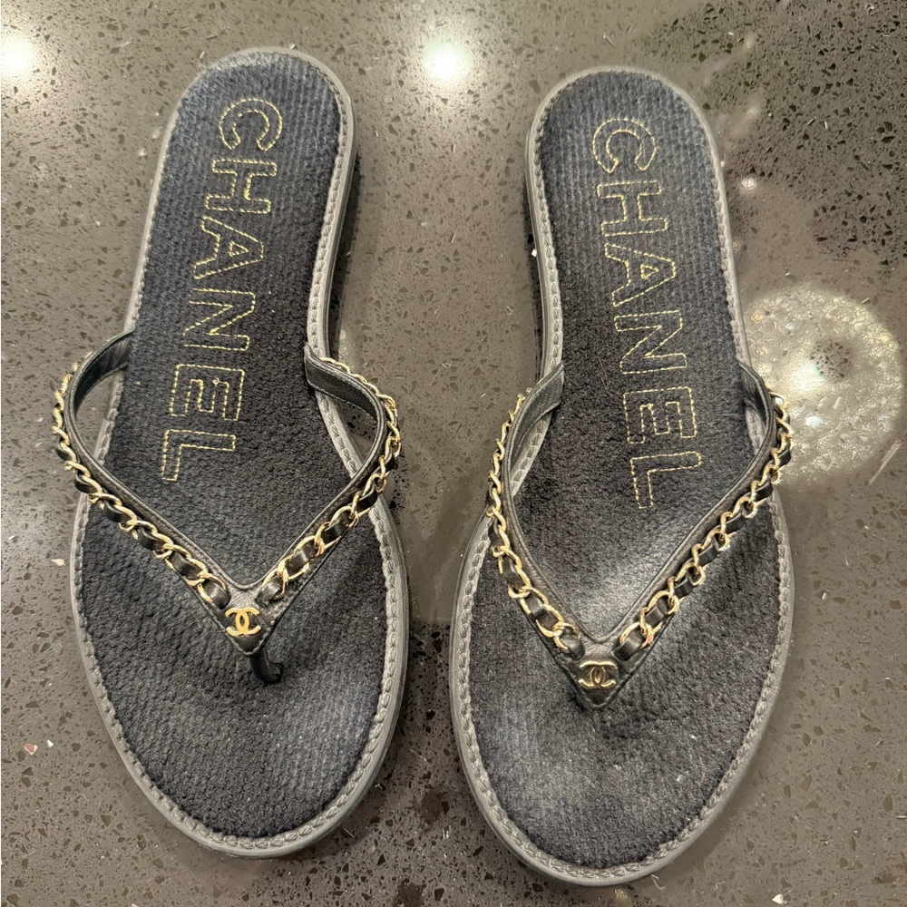Chanel Gray Flip Flops with Gold Accents
